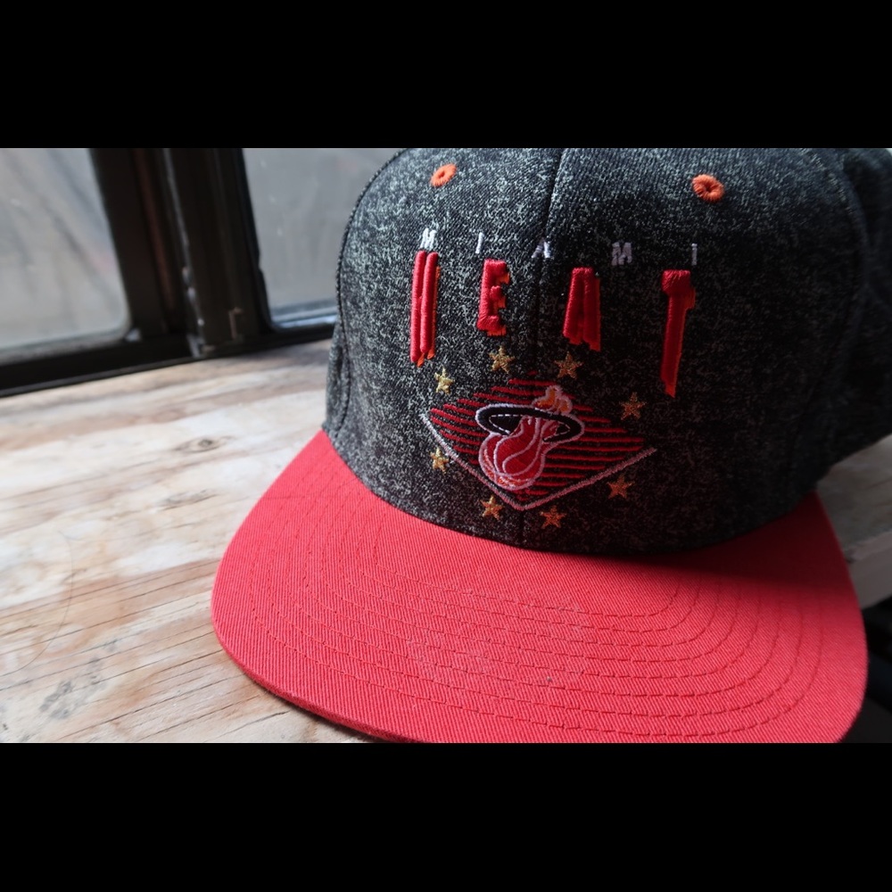 Miami Heat Hardwood Class SnapBack Mitchell & Ness